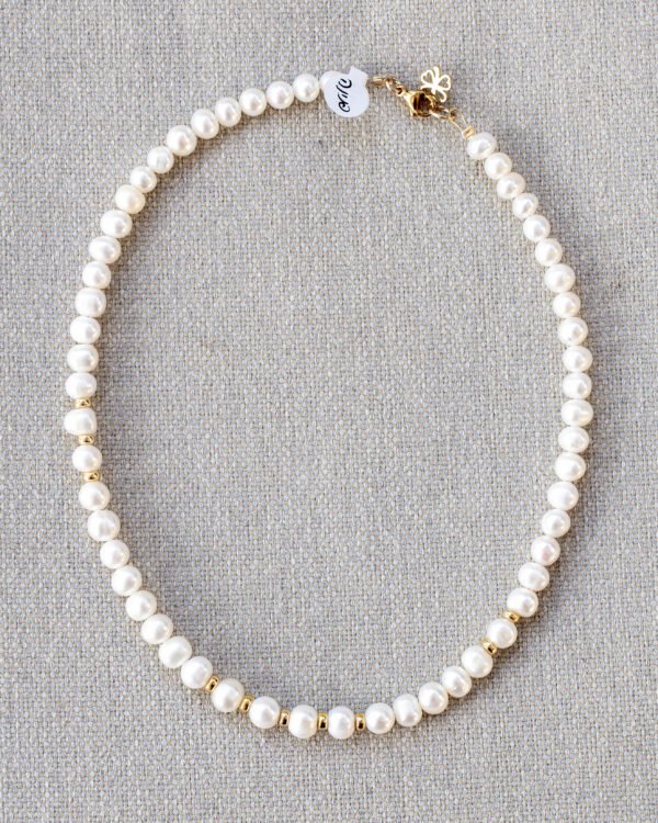 Freshwater pearl necklace