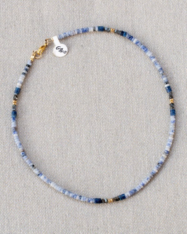 שרשרת אבני סודלייט, לאפיס לאזולי והמטייט