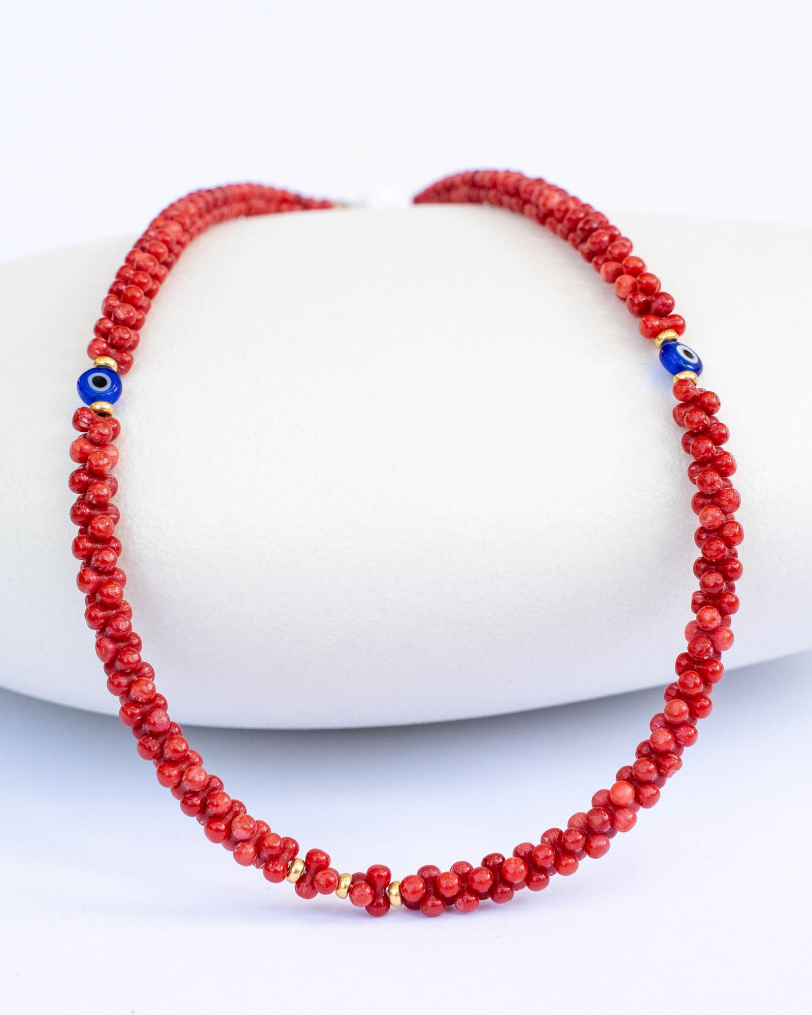 Red coral necklace with a good eye - Image 1