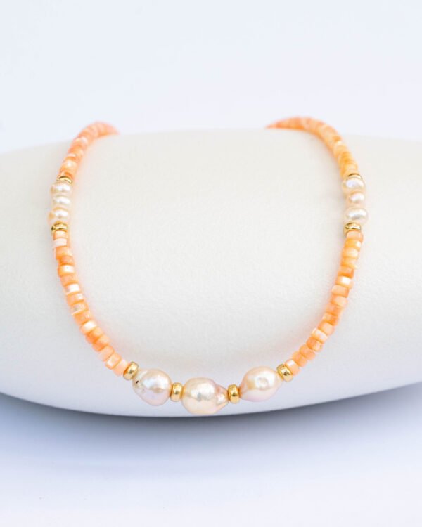 Peach-dyed seashell necklace, baroque pearl