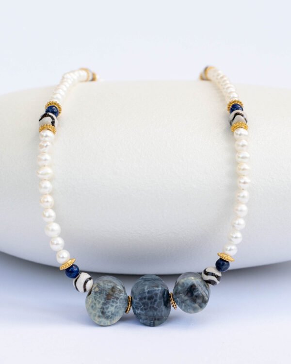 Freshwater pearl necklace, Tibetan agate, lapis and bubble agate