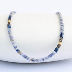 ⁦שרשרת אבני סודלייט, לאפיס לאזולי והמטייט⁩ – תמונה ⁦1⁩