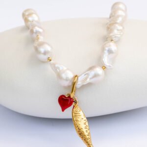 ⁦פניני בארוק ייחודיים למראה בוטיקי עם דג למזל ולב אדום מזכוכית⁩ – תמונה ⁦1⁩