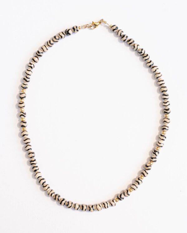 שרשרת אגת טיבטי שחור-לבן