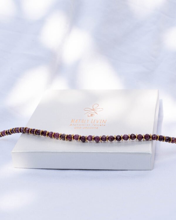 שרשרת נורית