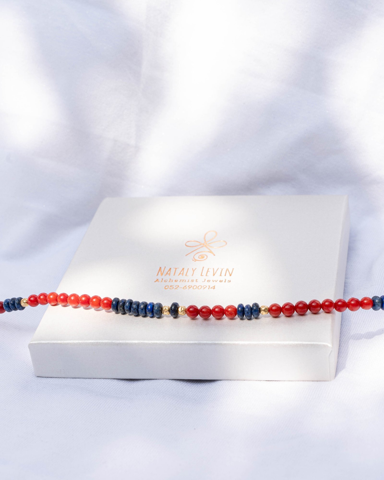 ⁦שרשרת קורל ולאפיס לאזולי⁩ – תמונה ⁦3⁩