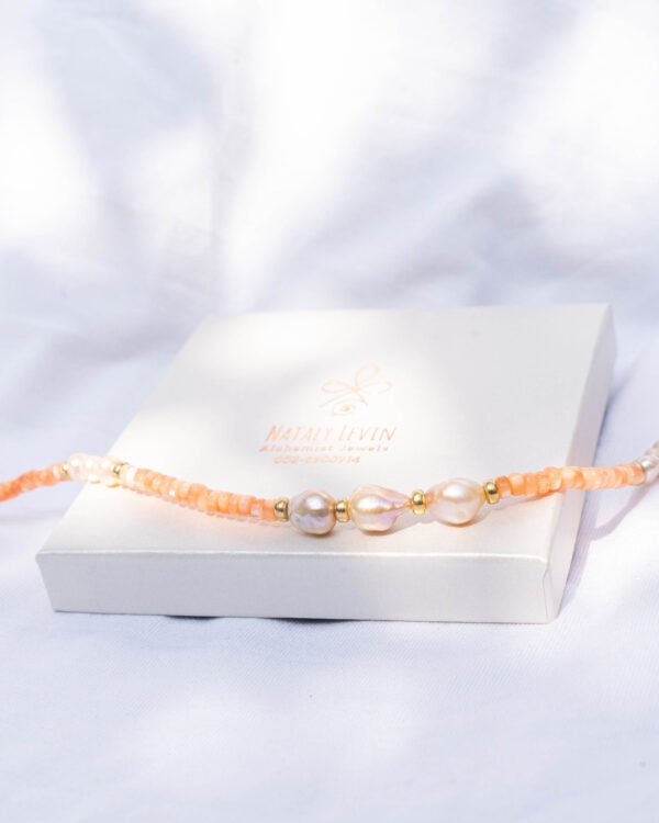 שרשרת צדף צבוע בצבע אפרסק, פנינת בארוק