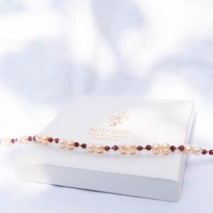 Pink pearl and garnet necklace - Image 2