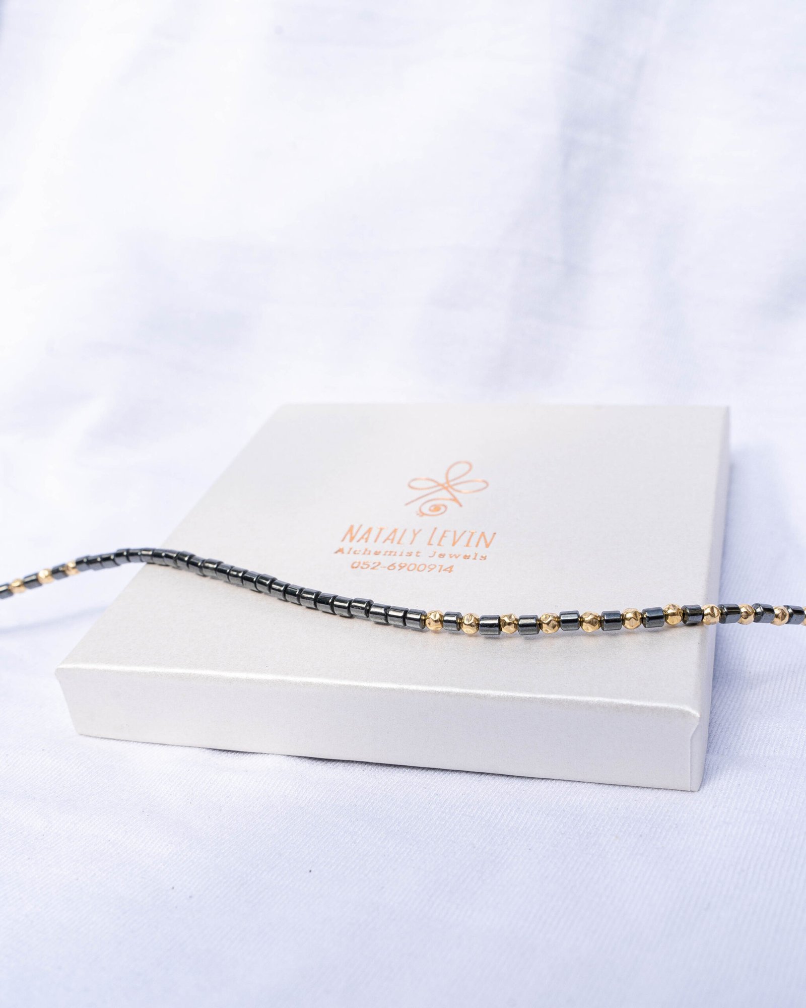 ⁦שרשרת המטייט⁩ – תמונה ⁦3⁩