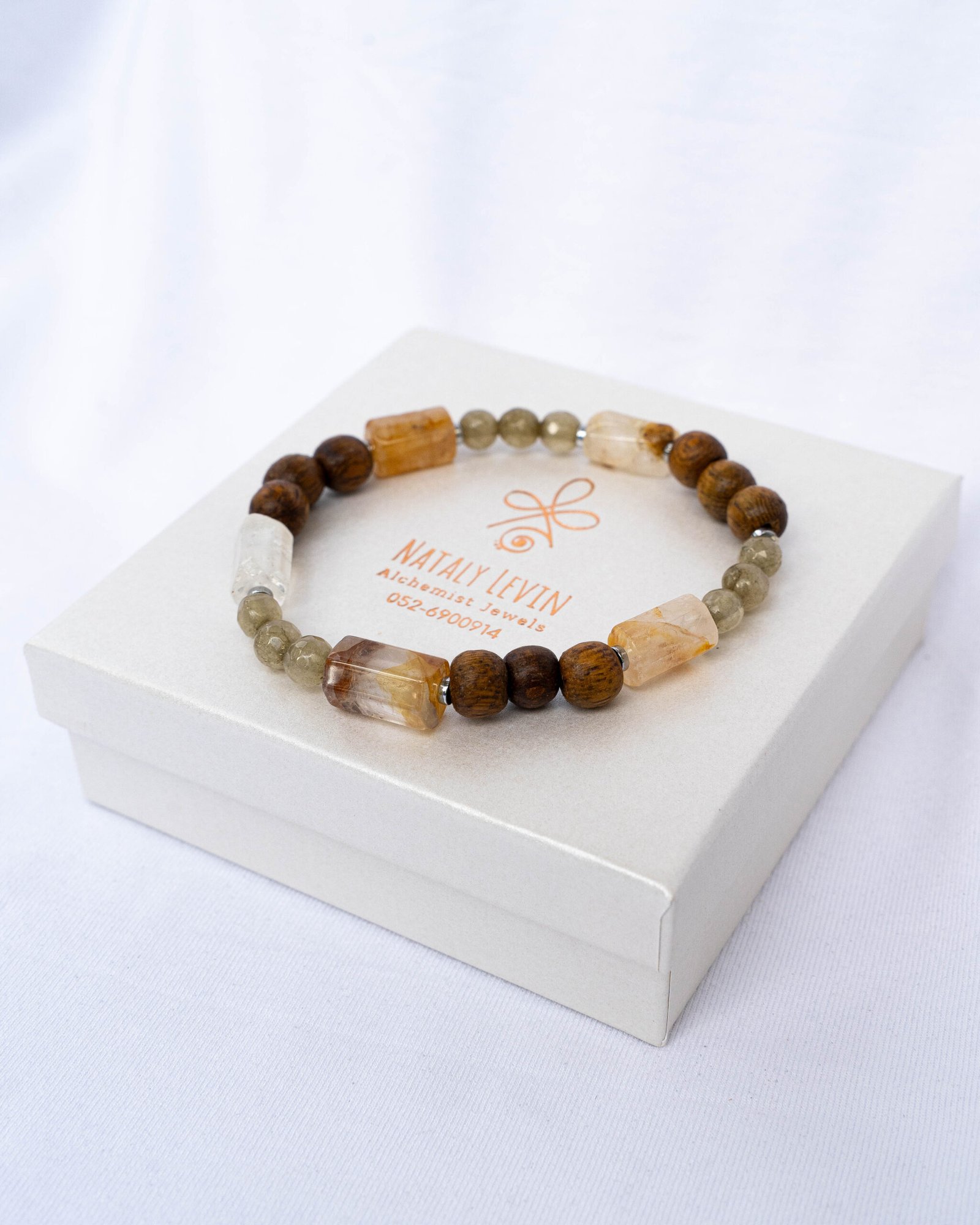 Citrine, peridot and wood bracelet - Image 1