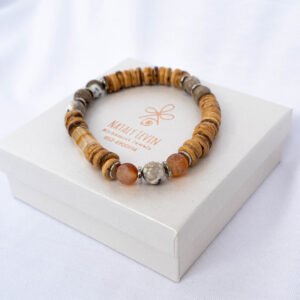 Botswana agate, wood and amber bracelet - Image 1