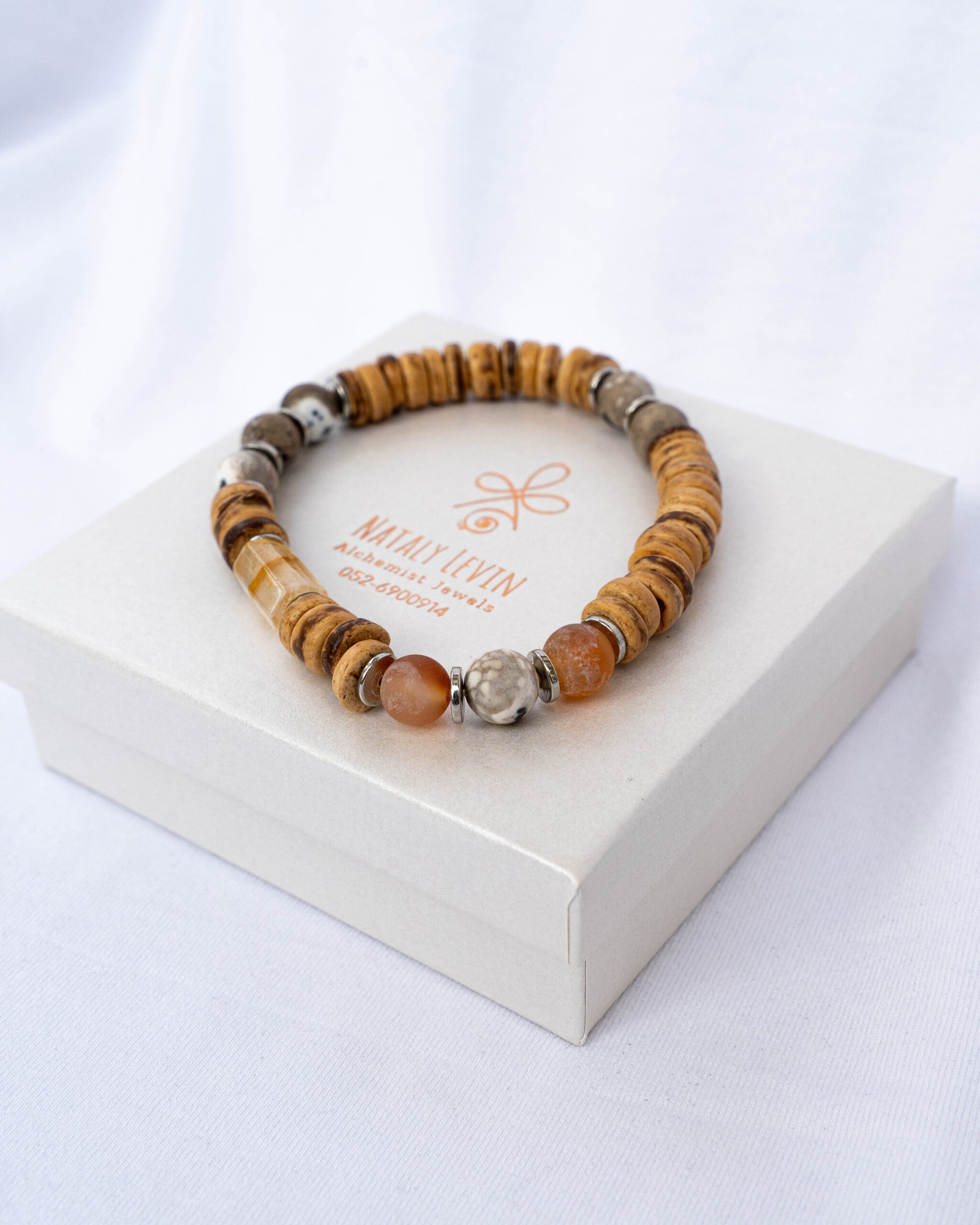 Botswana agate, wood and amber bracelet - Image 1