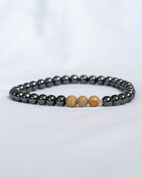 צמיד המטייט, ג׳ספר