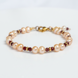 ⁦צמיד פנינים ורודות וגאנט⁩ – תמונה ⁦2⁩