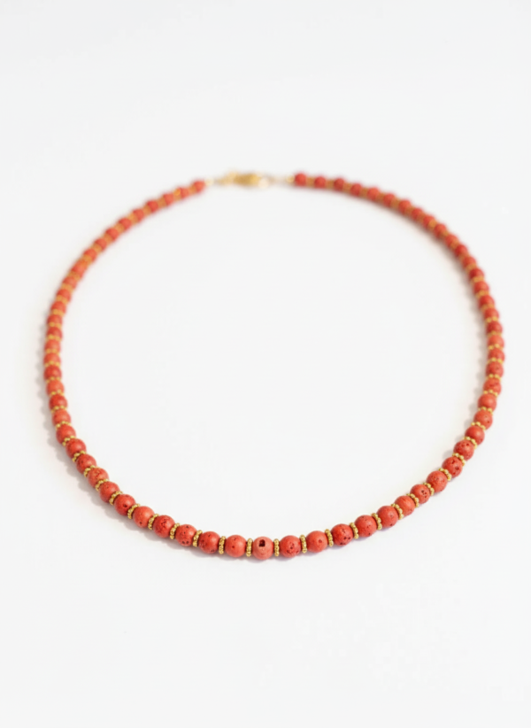 שרשרת אבן לבה כתומה/אדומה