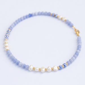 ⁦שרשרת אבני אגת בלו לייס (תחרה), פנינים ממים מתוקים וחרוזי קרמיקה הולנדית⁩ – תמונה ⁦1⁩