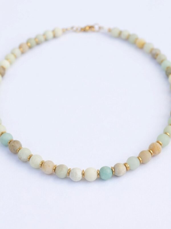 שרשרת אבני אמזונייט