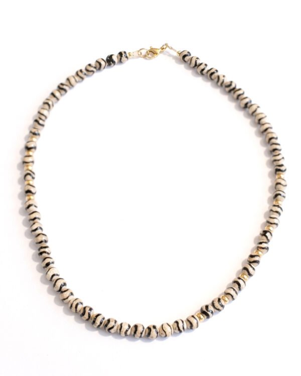 שרשרת אגת טיבטי שחור-לבן