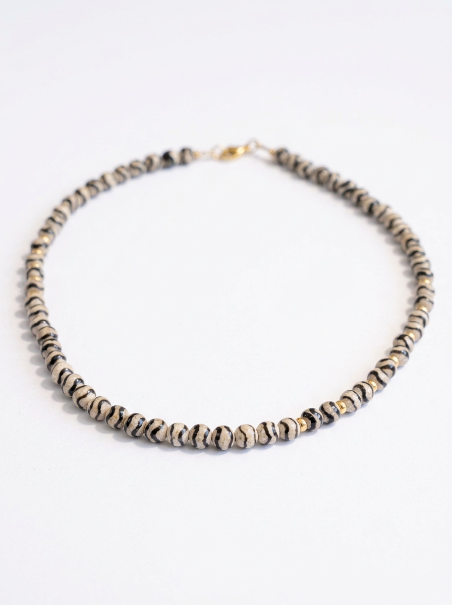 ⁦שרשרת אגת טיבטי שחור-לבן⁩ – תמונה ⁦4⁩