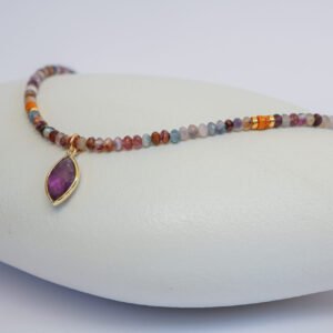 שרשרת אבני אמטיסט, סיטרין, אגת וג׳ספר תליון אמטיסט