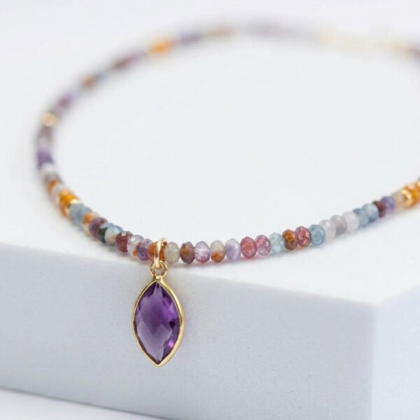 שרשרת אבני אמטיסט, סיטרין, אגת וג׳ספר תליון אמטיסט